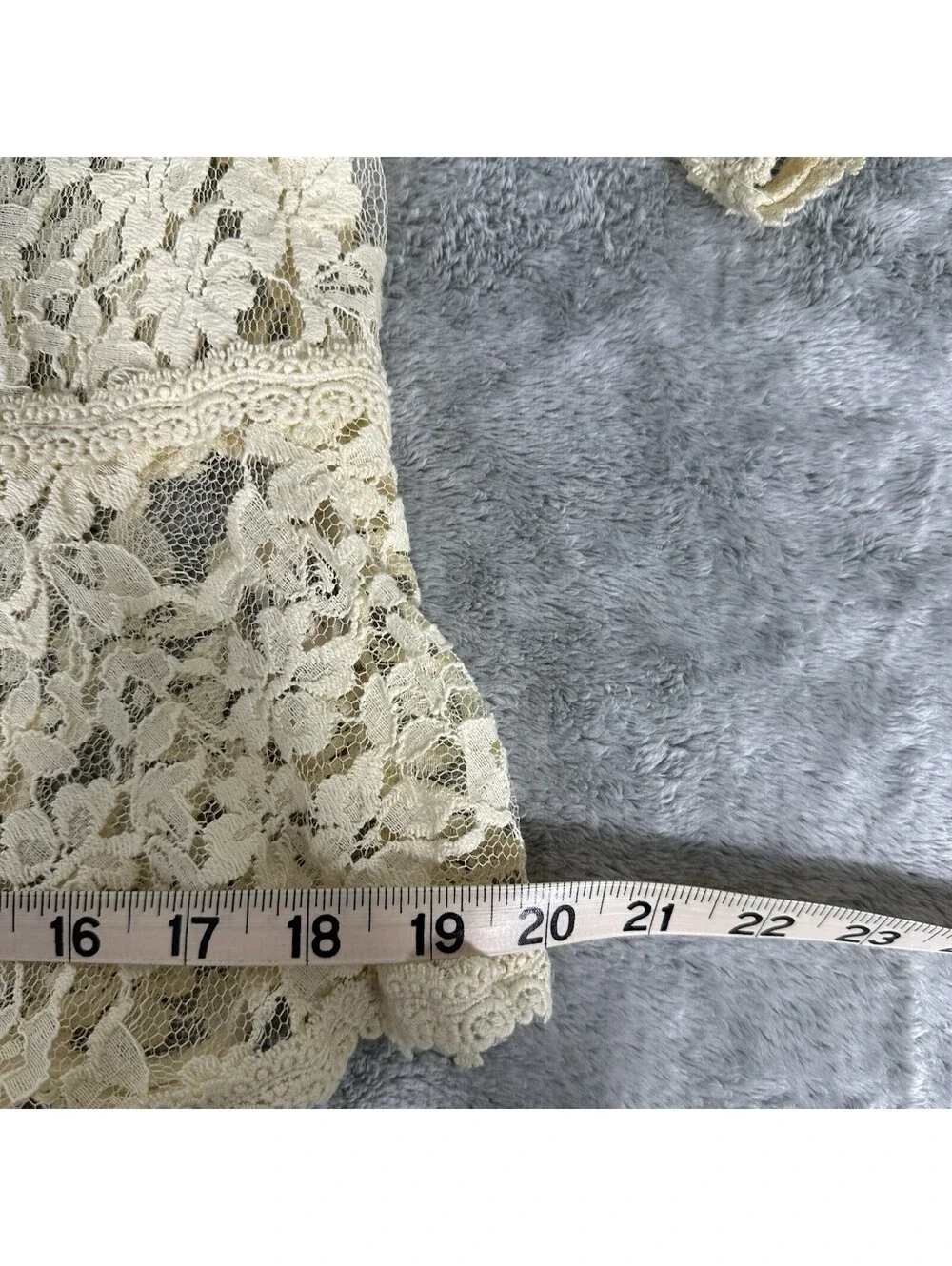 Free People Sz. Lg. With Flair Peplum Top Ivory Lace Black Applique Bell Sleeve